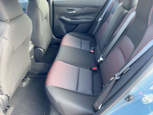 New 2026 Nissan Sentra SR w/ Floor Mat Package FWD image 15