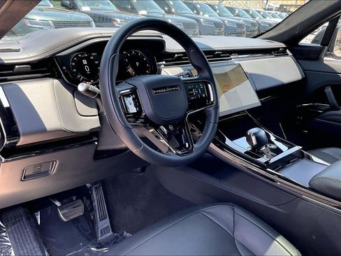Certified 2025 Land Rover Range Rover Sport SV Edition Two AWD/4WD image 17