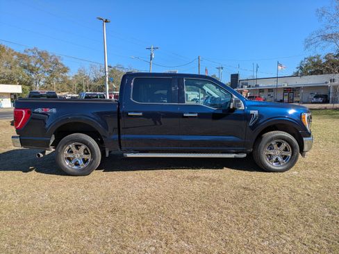 Used 2022 Ford F150 XLT w/ Equipment Group 302A High AWD/4WD image 3