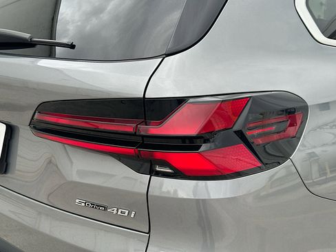 Used 2024 BMW X5 sDrive40i w/ Parking Assistance Package image 29