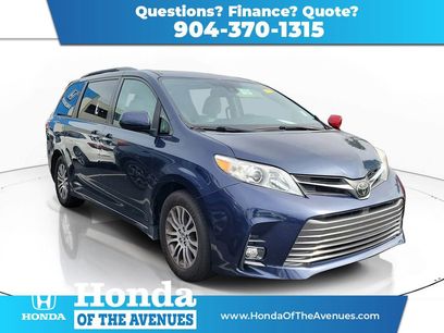 Used 2019 Toyota Sienna XLE
