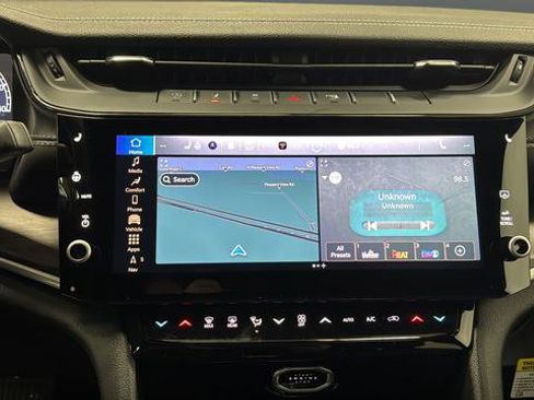 New 2026 Jeep Grand Cherokee Altitude image 13