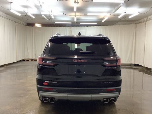 Used 2025 GMC Acadia Elevation FWD image 6