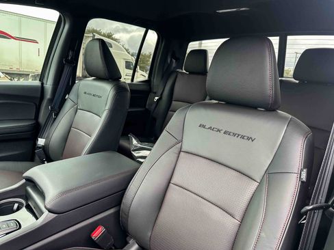 New 2026 Honda Ridgeline Black Edition image 11