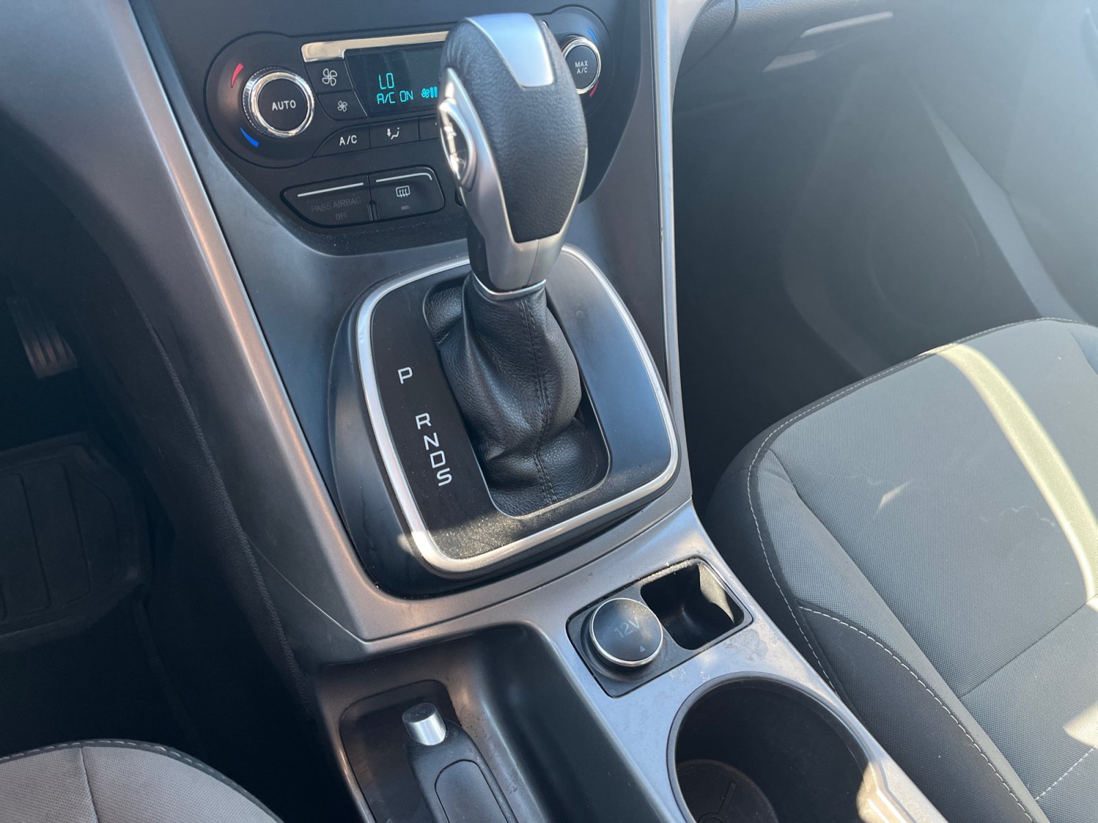 Used 2014 Ford Escape SE w/ Equipment Group 201A FWD image 16