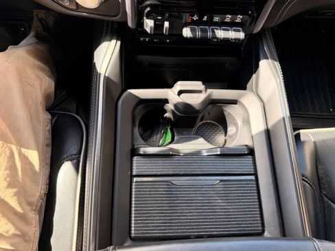 Used 2019 RAM 1500 Limited AWD/4WD image 17