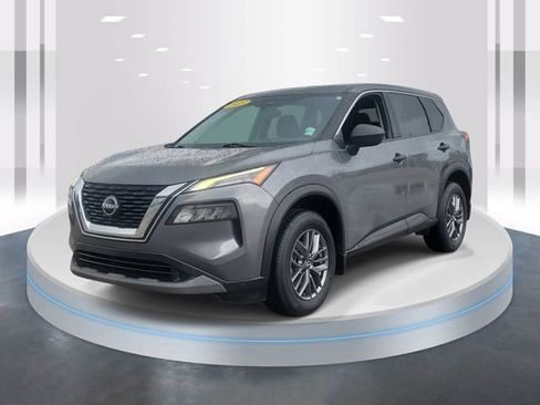 Used 2023 Nissan Rogue S image 3