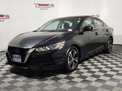 Used 2023 Nissan Sentra SV image 3