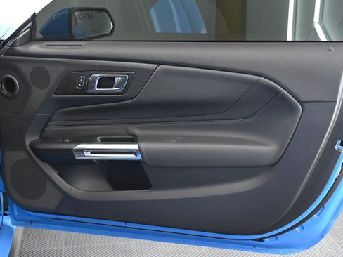 Used 2025 Ford Mustang GT Premium image 22