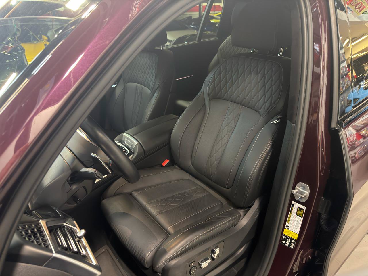 Used 2023 BMW X7 M60i w/ Executive Package AWD/4WD image 14