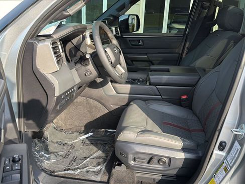Used 2026 Toyota Sequoia Capstone AWD/4WD image 10