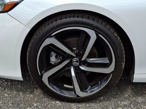 Used 2022 Honda Accord Sport image 8