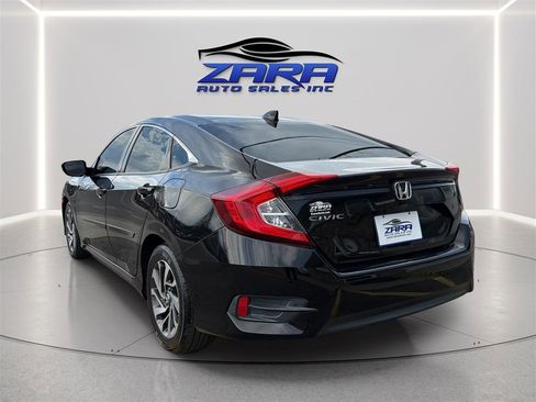 Used 2018 Honda Civic EX image 5