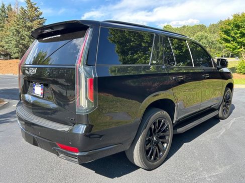 Used 2022 Cadillac Escalade Sport w/ LPO, ONYX Package RWD image 23