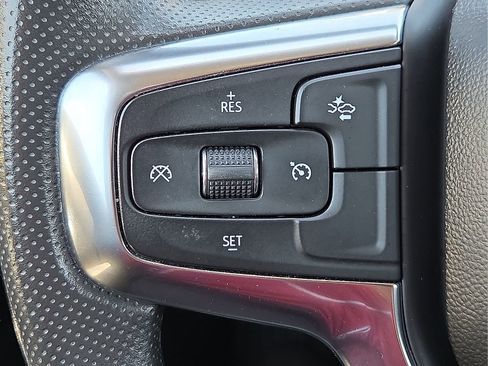 Used 2025 Chevrolet Blazer LT AWD/4WD image 20