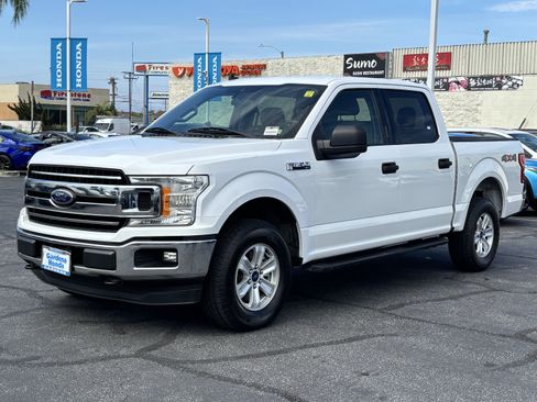 Used 2020 Ford F150 XLT w/ Trailer Tow Package AWD/4WD image 3