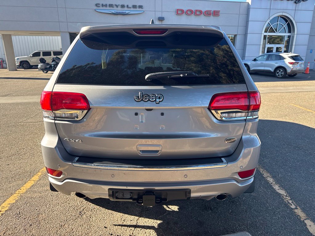 Used 2017 Jeep Grand Cherokee Overland w/ Jeep Active Safety Group AWD/4WD image 9