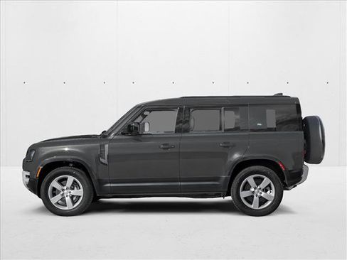 Used 2025 Land Rover Defender 110 S AWD/4WD image 3