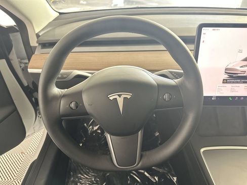 Used 2022 Tesla Model 3 Long Range AWD/4WD image 14