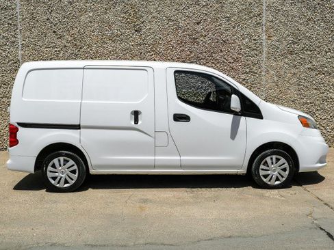 Used 2017 Nissan NV200 SV w/ Technology Package FWD image 8