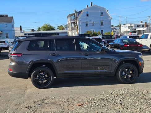 New 2025 Jeep Grand Cherokee L Altitude image 6