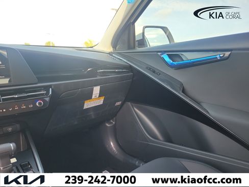 New 2026 Kia Niro LX FWD image 18