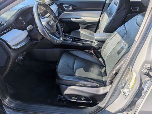 Certified 2022 Jeep Compass Limited AWD/4WD image 11