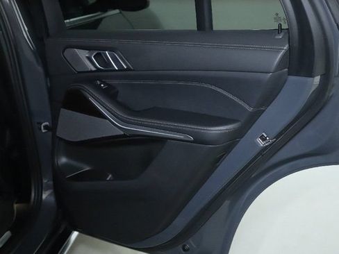 Used 2024 BMW X5 xDrive40i w/ Premium Package AWD/4WD image 34