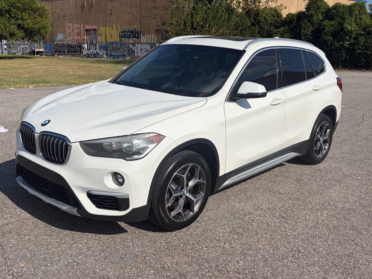 Used 2019 BMW X1 sDrive28i FWD image 1