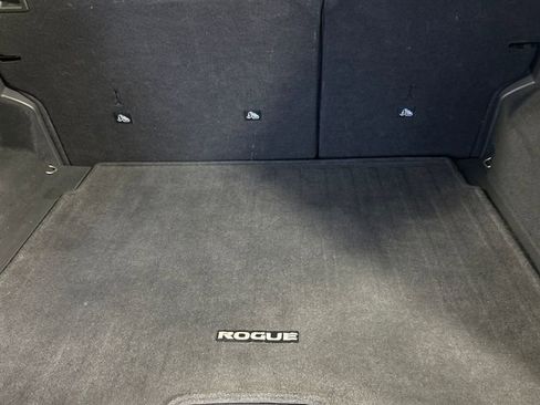 Used 2023 Nissan Rogue SV image 26