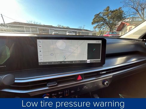 Used 2025 Kia Sorento S w/ Panoramic Sunroof Package image 37