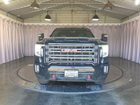 Used 2020 GMC Sierra 2500 AT4 w/ AT4 Premium Package AWD/4WD image 11