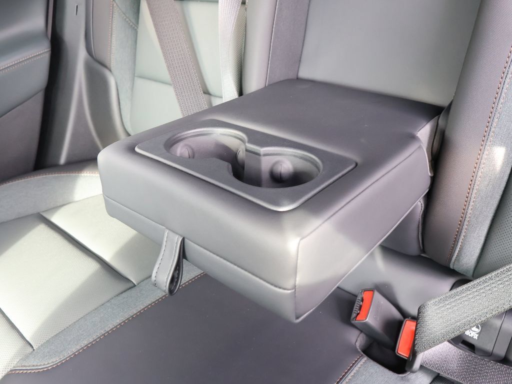 New 2027 GMC Terrain AT4 w/ Convenience Package III AWD/4WD image 26