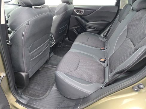 Certified 2022 Subaru Forester Premium image 16