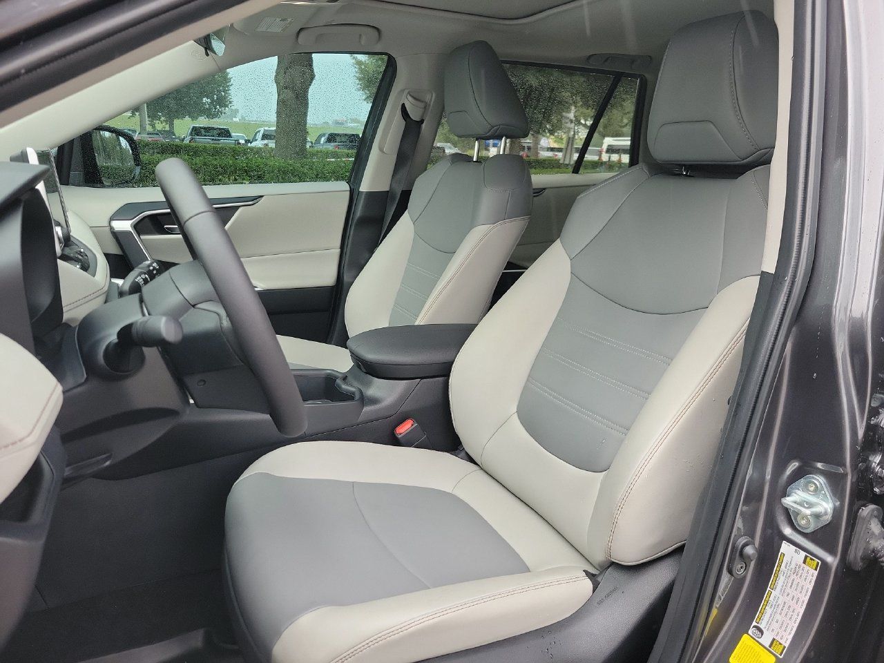 Used 2024 Toyota RAV4 XLE Premium FWD image 16