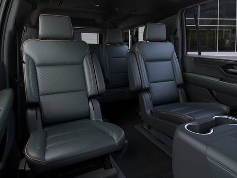 New 2026 GMC Yukon XL AT4 w/ AT4 Premium Plus Package AWD/4WD image 17