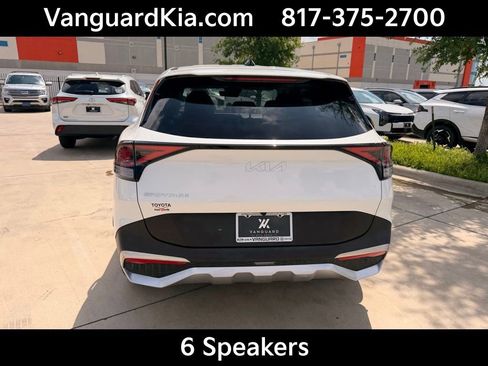 Certified 2023 Kia Sportage LX image 3