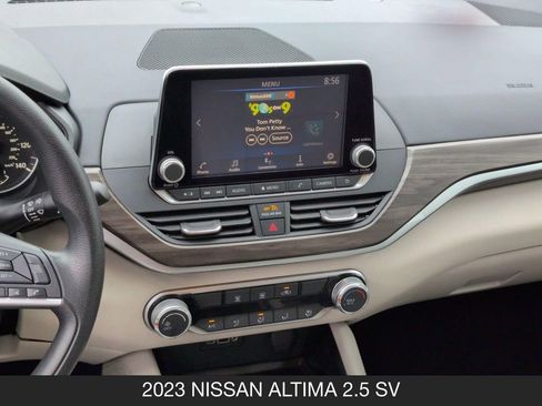 Used 2023 Nissan Altima 2.5 SV FWD image 23
