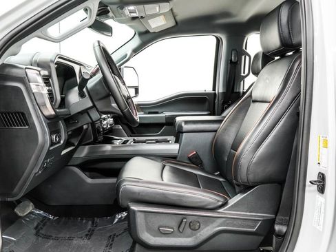 Used 2026 Ford F250 Lariat AWD/4WD image 16