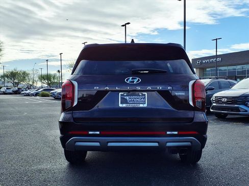 Used 2023 Hyundai Palisade SEL w/ Cargo Package image 5
