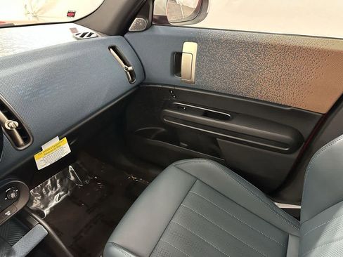 Certified 2025 MINI Cooper Countryman S w/ Comfort Package Max image 23