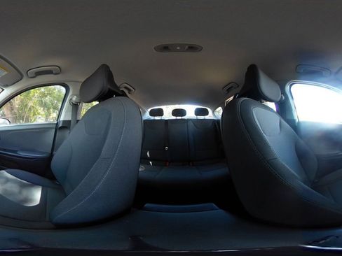 Used 2025 Kia K4 LXS image 44