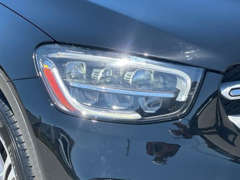 Used 2020 Mercedes-Benz GLC 300 4MATIC image 12