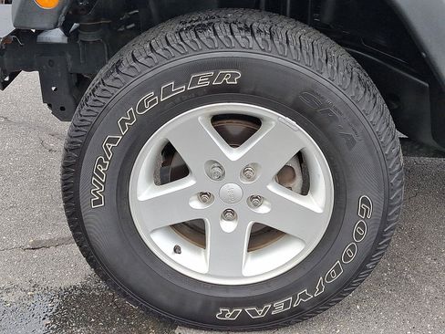 Used 2017 Jeep Wrangler Sport w/ Quick Order Package 24S image 9