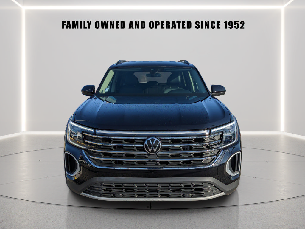 Certified 2024 Volkswagen Atlas SE FWD image 7