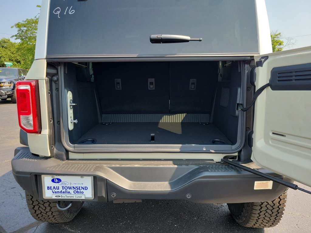 New 2026 Ford Bronco Heritage Edition AWD/4WD image 12
