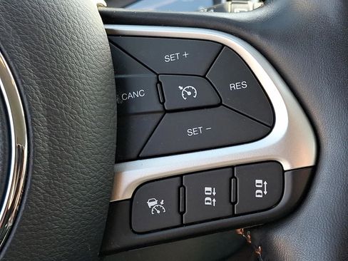 Certified 2021 Jeep Compass Limited w/ Elite Exterior Group image 19