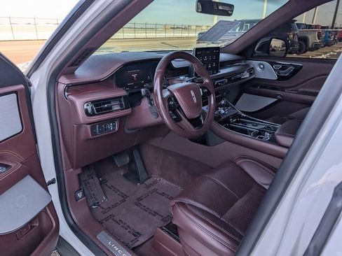 Used 2021 Lincoln Aviator Black Label w/ Dynamic Handling Package image 13