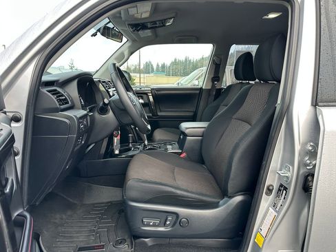 Used 2019 Toyota 4Runner TRD Off-Road image 14