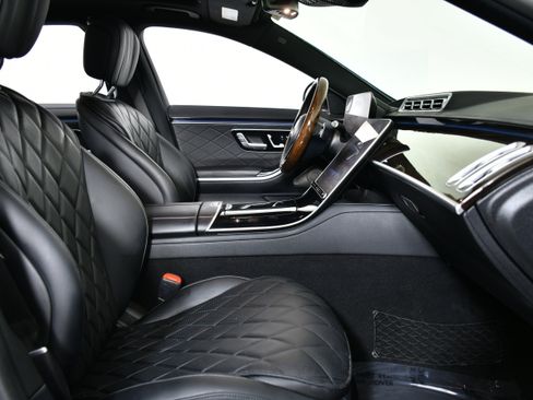 Used 2024 Mercedes-Benz S 580 4MATIC Sedan image 28